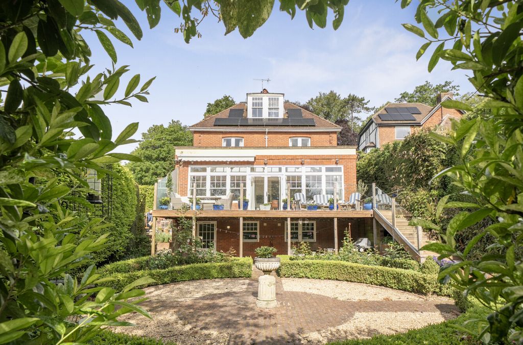 5 bed detached house for saleEdington Road, Winchester, Hampshire SO23