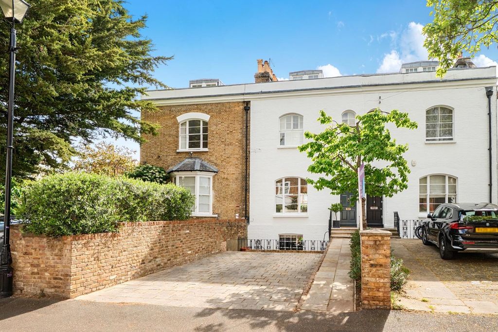 Additional image 12 of 4 bed terraced house for saleTrinity Place, Windsor SL4