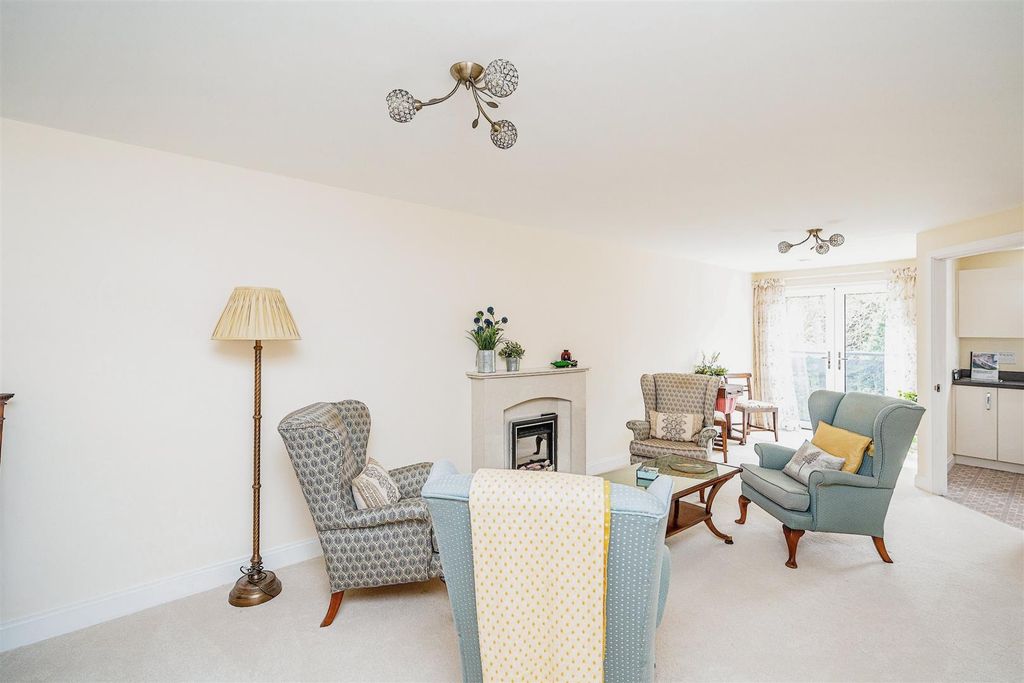 Additional image 3 of 2 bed flat for saleThorneycroft, Wood Road, Tettenhall WV6