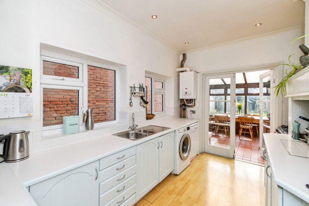 Additional image 2 of 3 bed semi-detached house for saleHill Lane, Bassett, Southampton, Hampshire SO15