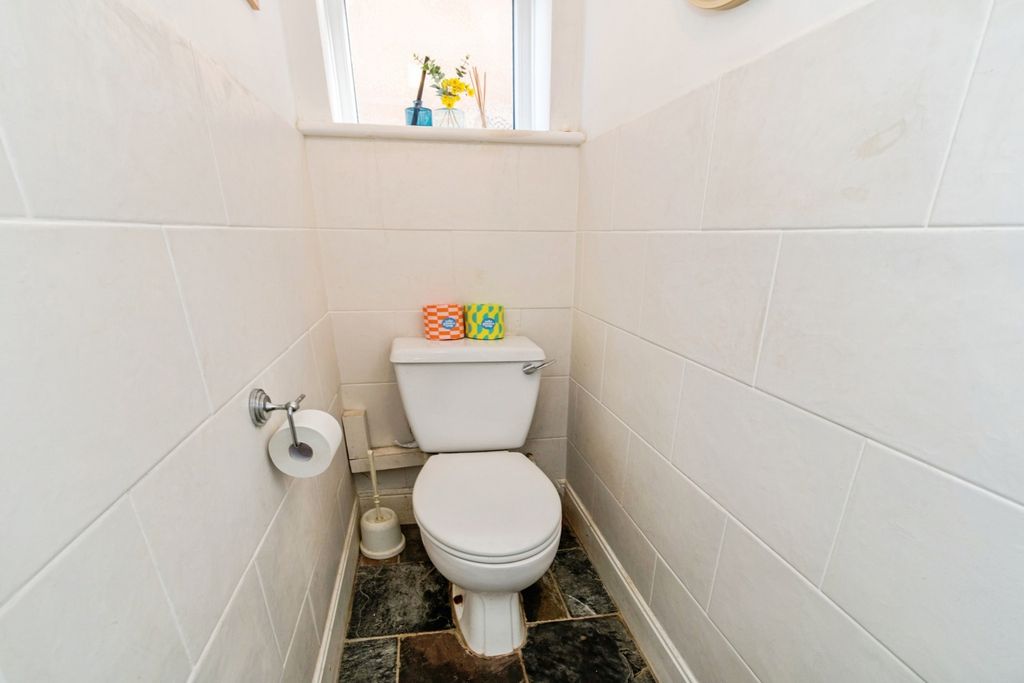 Additional image 15 of 3 bed semi-detached house for saleHill Lane, Bassett, Southampton, Hampshire SO15