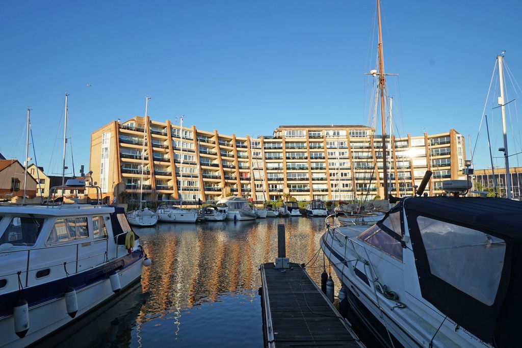 Additional image 33 of 2 bed flat for salePort Solent, Portsmouth PO6