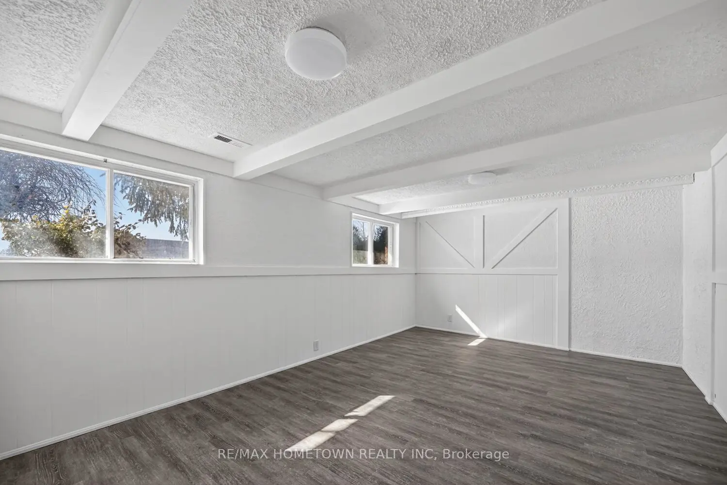 Additional image 13 of 31 Vanier Drive