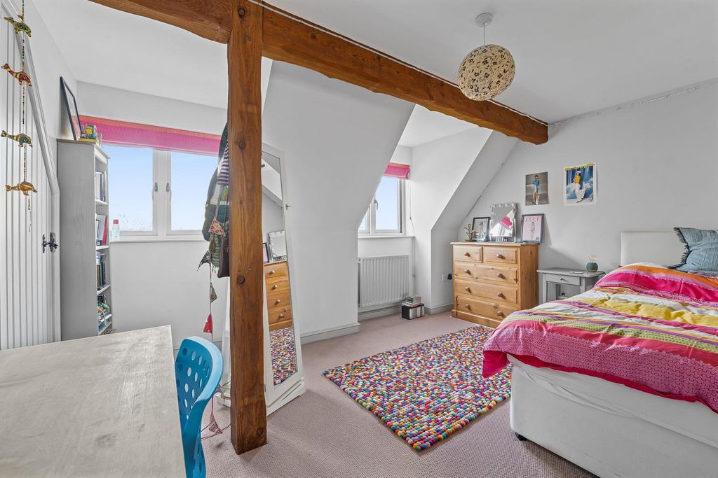 Additional image 8 of 5 bed property for saleShipton Road, Woodstock OX20