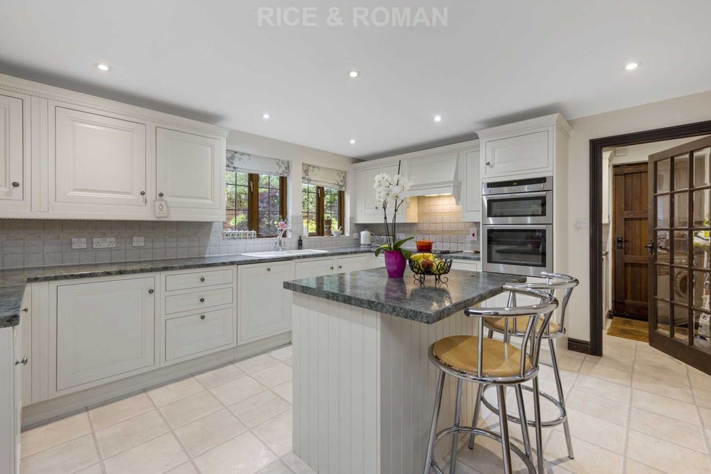Additional image 5 of 5 bed detached house for saleSnows Ride, Windlesham GU20