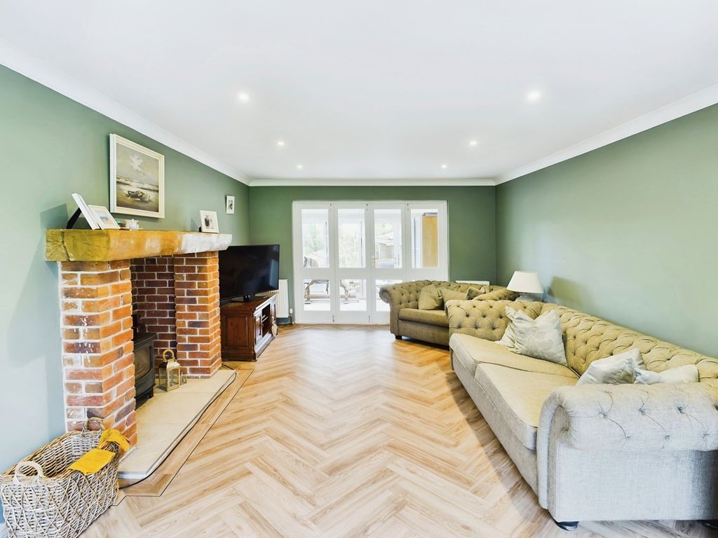 Additional image 2 of 5 bed detached house for salePeewit Hill, Bursledon, Southampton SO31