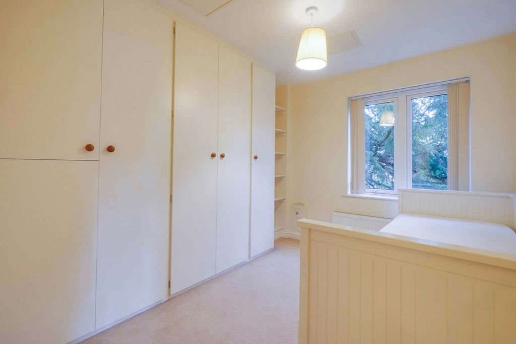 Additional image 10 of 2 bed flat for saleHermitage Court, Oadby LE2