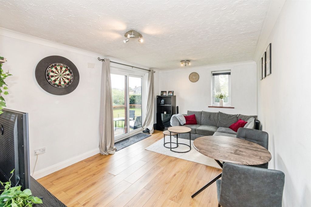 Additional image 2 of 1 bed flat for saleWestridge Road, Southampton SO17