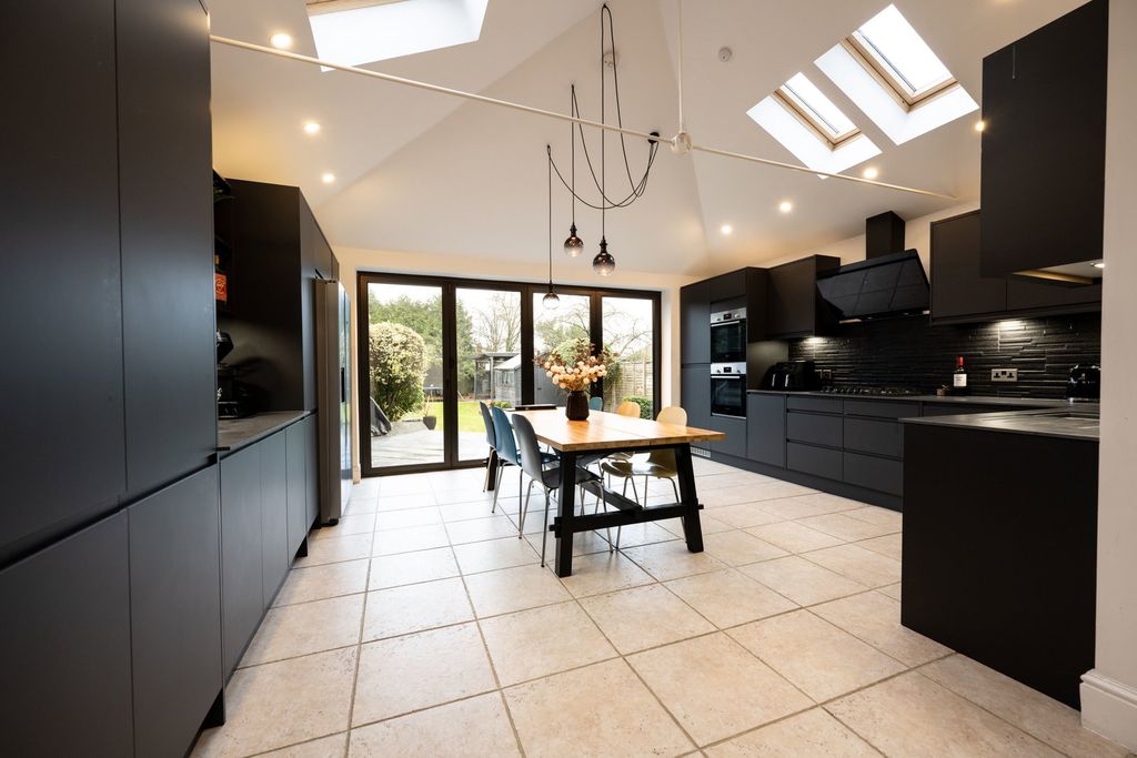 4 bed detached house for saleWhitworth Road, Southampton, Hampshire SO18