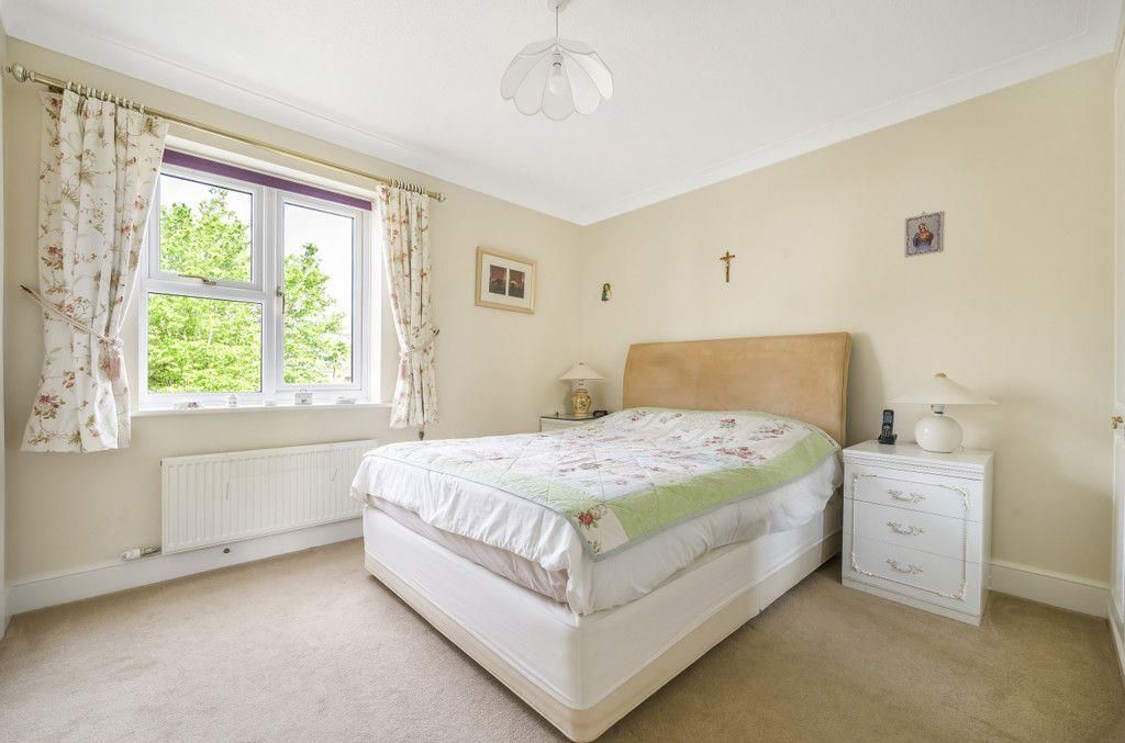 Additional image 6 of 3 bed detached house for saleLower Moor, Yateley, Hampshire GU46