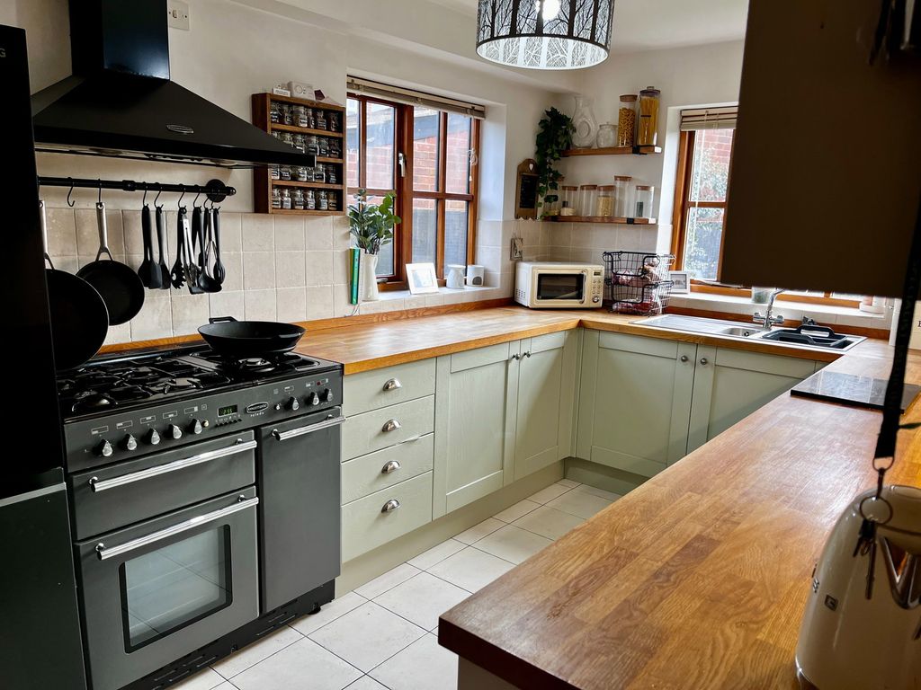 Additional image 8 of 4 bed detached house for saleStation Road, Rearsby, Leicester LE7