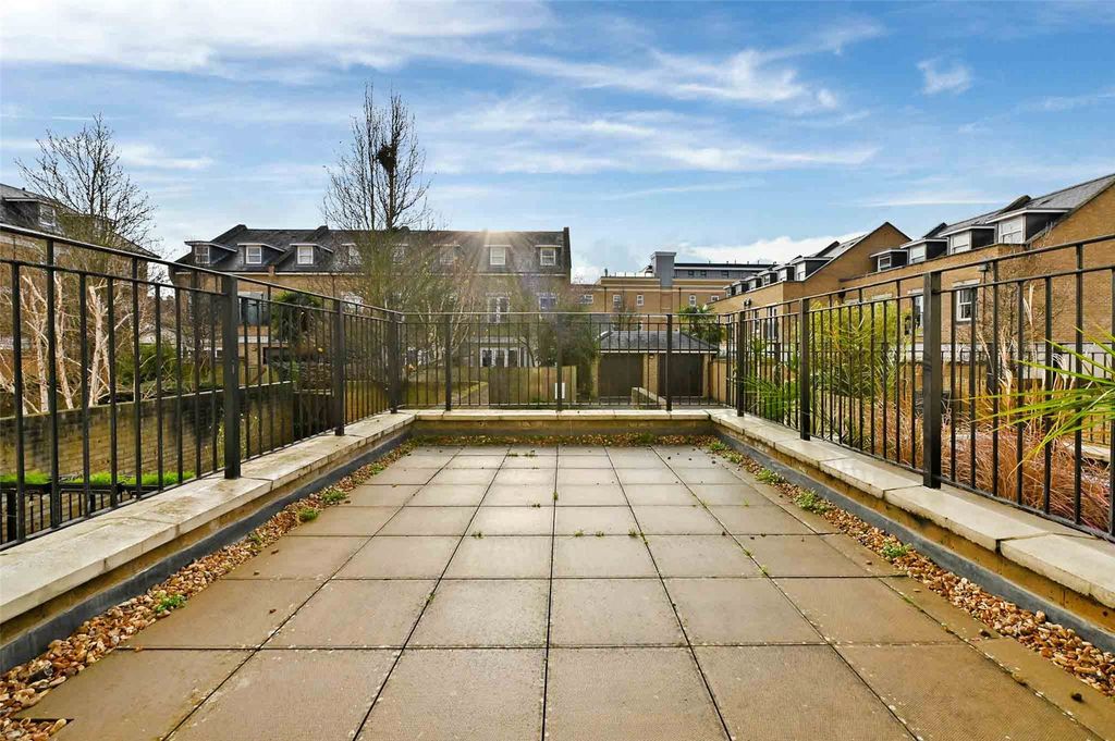 Additional image 28 of 5 bed terraced house for saleClaremont Road, Windsor, Berkshire SL4