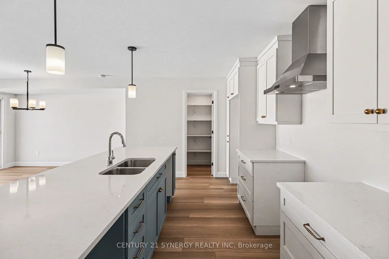 73 Villeneuve Street photo 5
