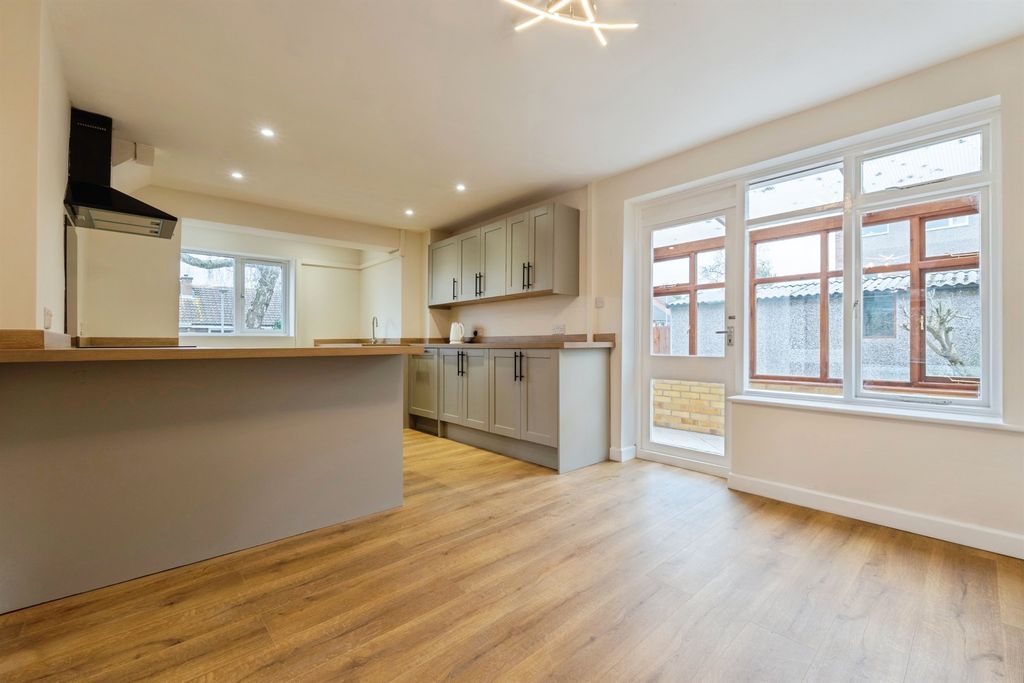 Additional image 6 of 3 bed semi-detached house for saleAlthorpe Drive, Loughborough LE11
