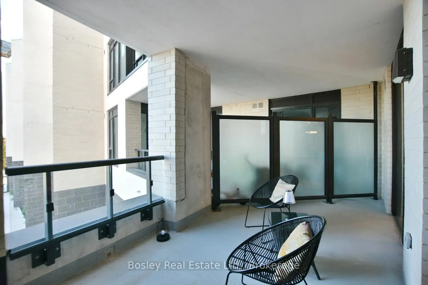 Additional image 12 of 31 Huron Street 227