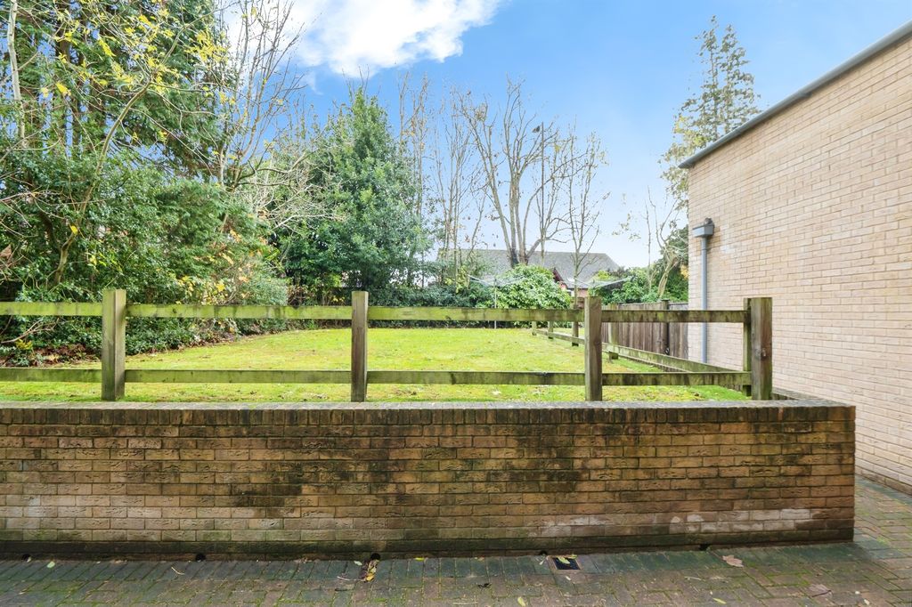 Additional image 12 of 2 bed flat for saleNorthlands Road, Southampton SO15