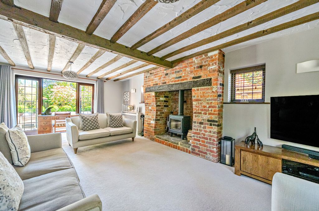 Additional image 3 of 5 bed detached house for saleRoundabout Lane, Winnersh, Wokingham RG41