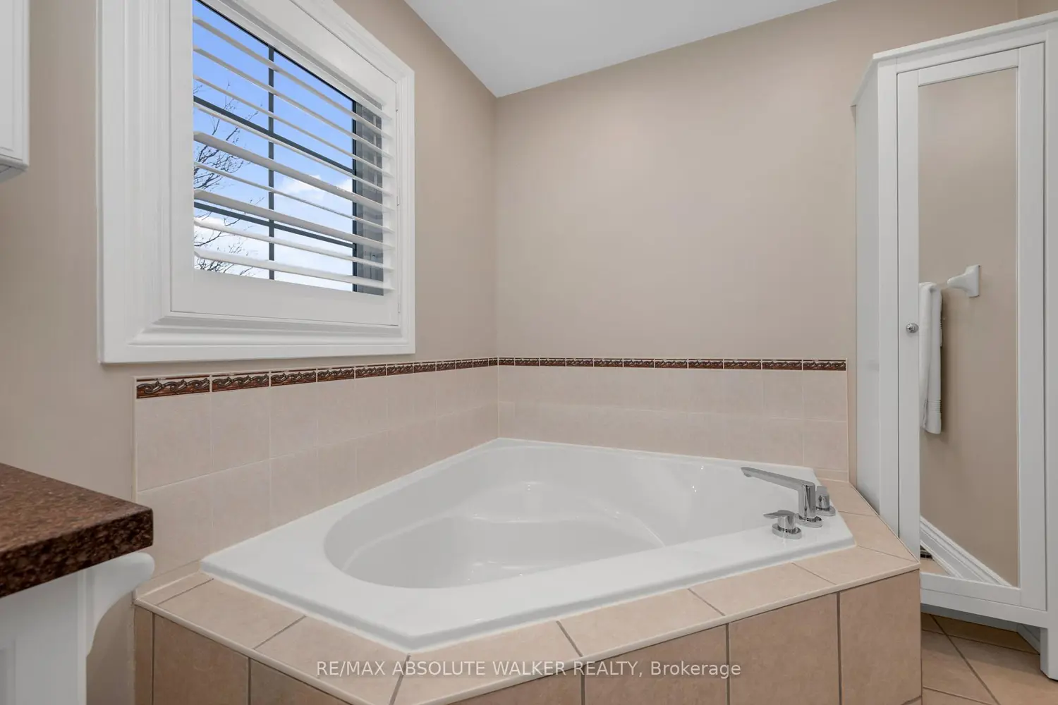 Additional image 12 of 1662 Frenette Street