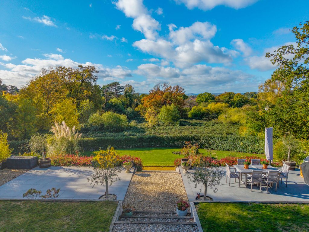 Additional image 36 of 4 bed semi-detached house for saleHeron Lodge, London Road, Worcester WR5