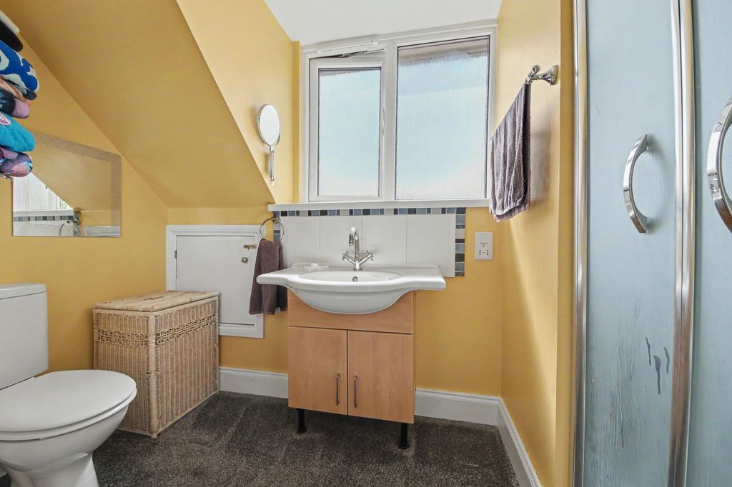 Additional image 15 of 4 bed detached bungalow for saleHeathfield Road, Sholing SO19