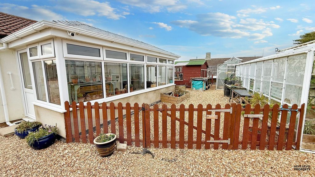 Additional image 48 of 8 bed detached house for saleBroadend Road, Wisbech PE14