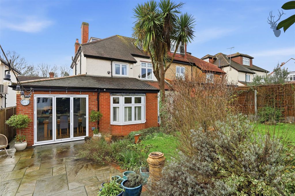 Additional image 35 of 5 bed semi-detached house for saleMonkhams Avenue, Woodford Green IG8