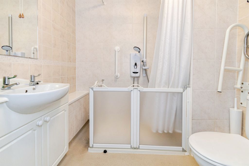 Additional image 8 of 2 bed flat for saleHighfield Lane, Southampton SO17