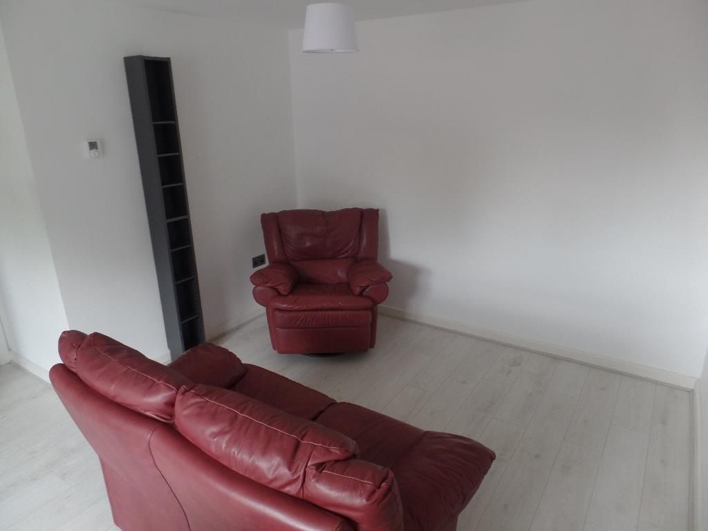 2 bed flat for saleRosehill, Willenhall WV13 photo 5
