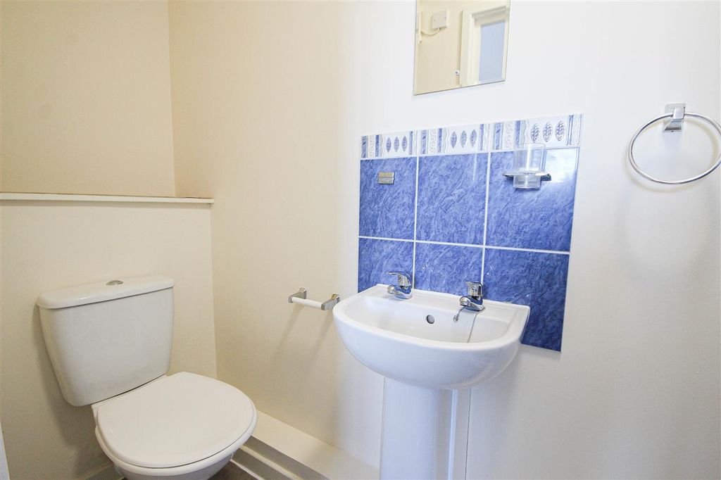 Additional image 5 of 2 bed flat for saleClaire House, 27 Park Road, Southampton SO15