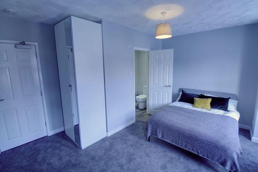 Additional image 9 of 5 bed semi-detached house for saleBurlington Road, Southampton SO15