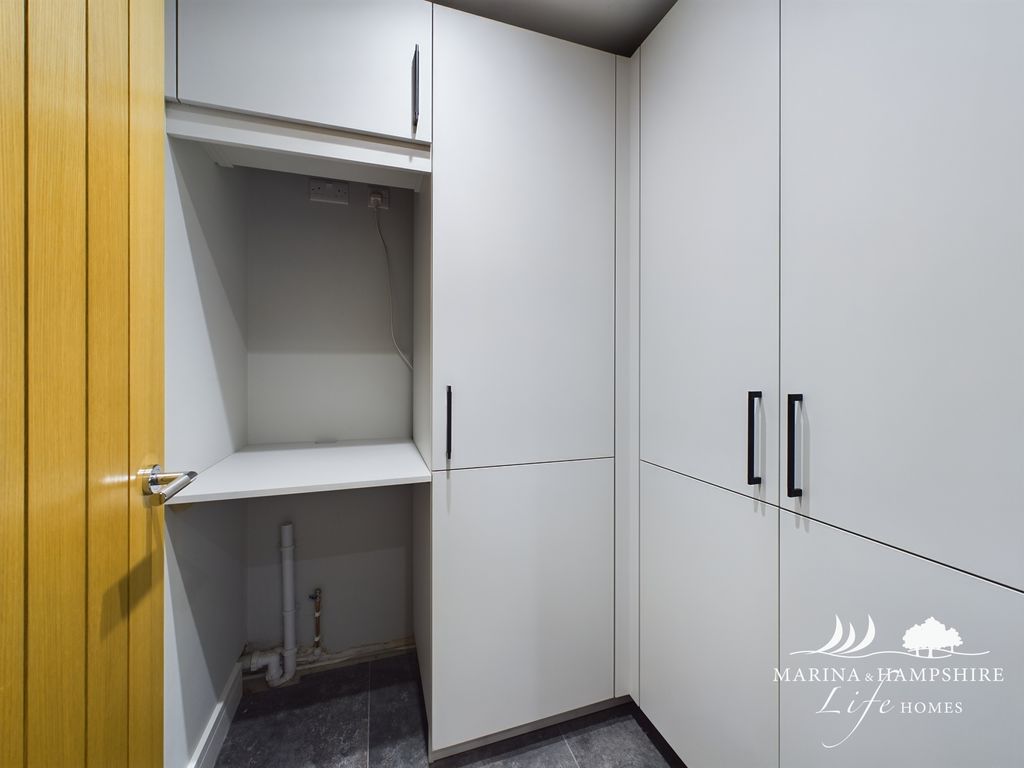 Additional image 26 of 3 bed terraced house for saleCarbis Close, Portsmouth PO6