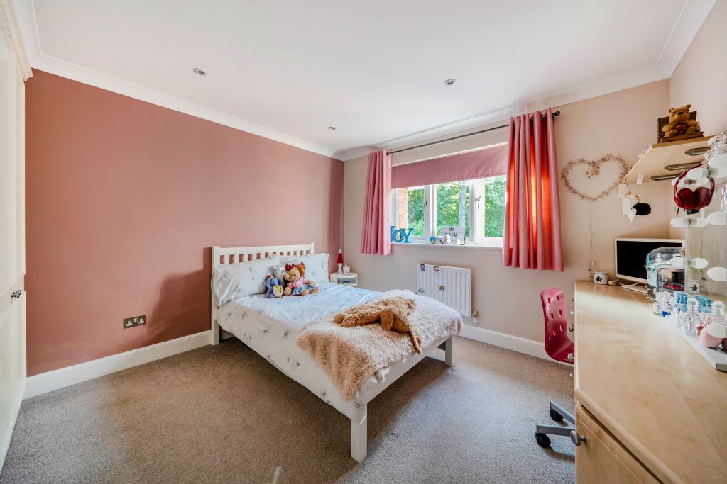 Additional image 13 of 5 bed detached house for saleHale End, Hook Heath, Woking GU22