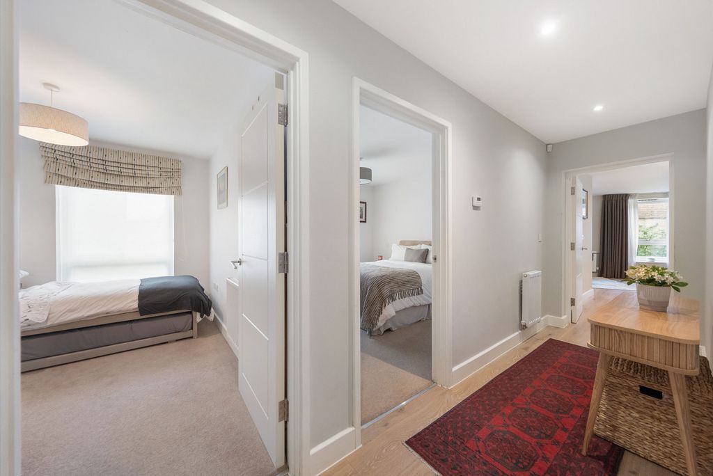 Additional image 14 of 3 bed flat for saleWoodthorpe Road, Ashford TW15