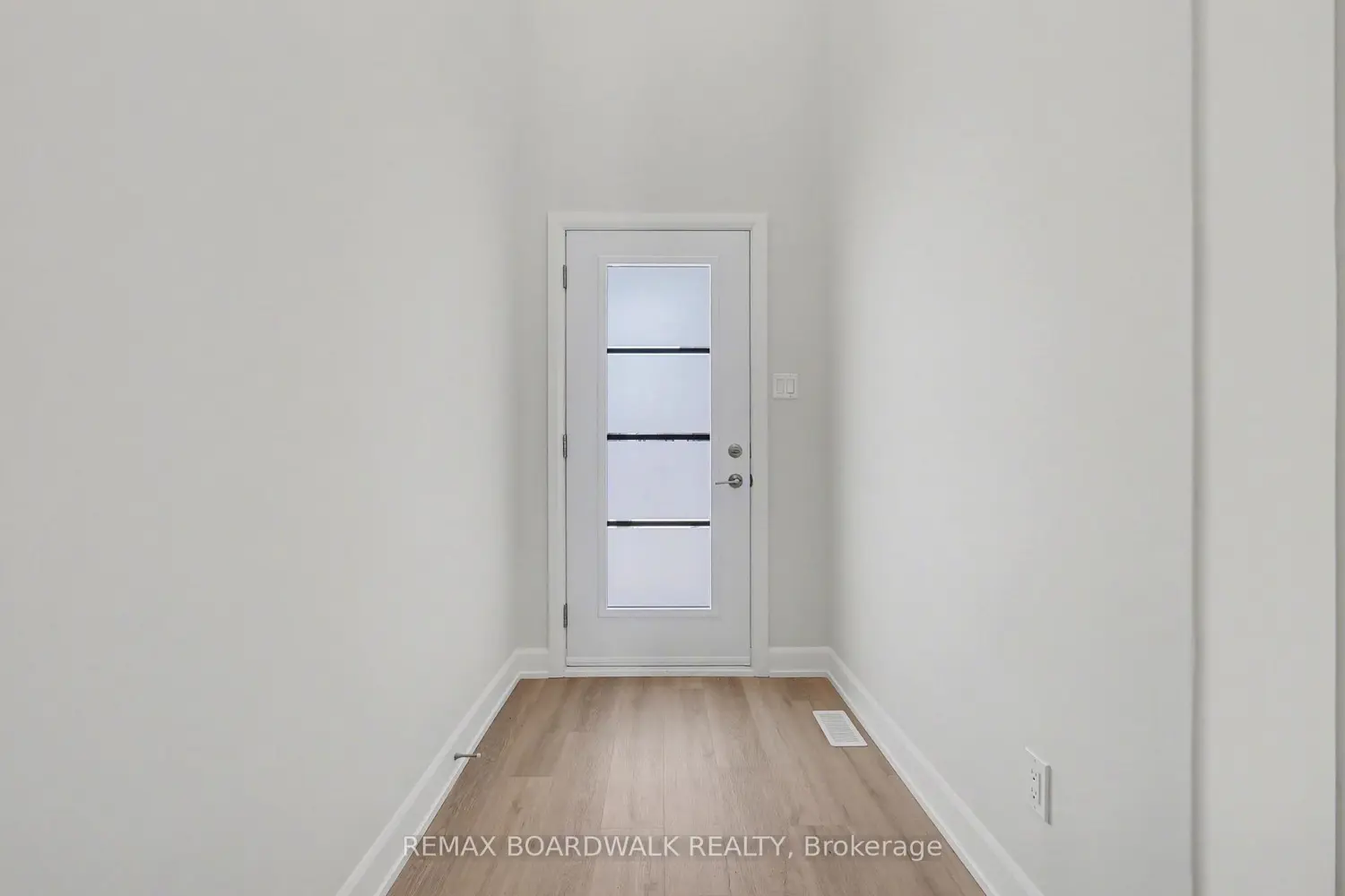 Additional image 2 of 967 Chablis Crescent