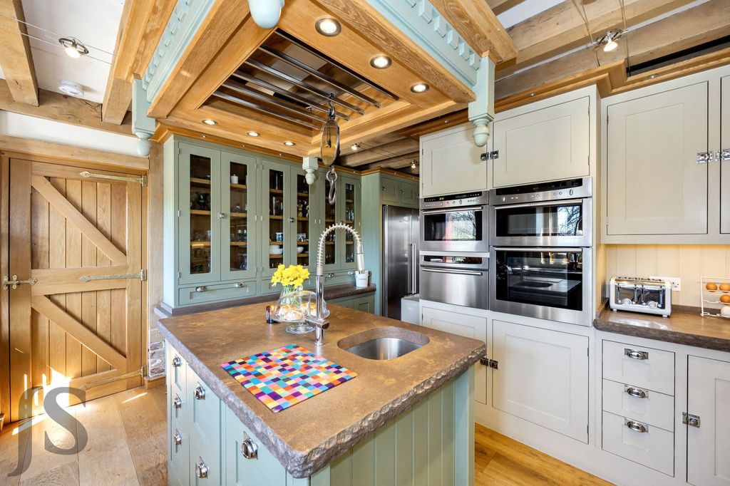 Additional image 21 of 4 bed detached house for saleCastle Goring Way, Worthing BN13
