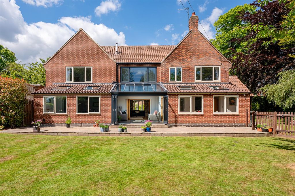 Additional image 13 of 5 bed detached house for saleTadcaster Road, Dringhouses, York YO24