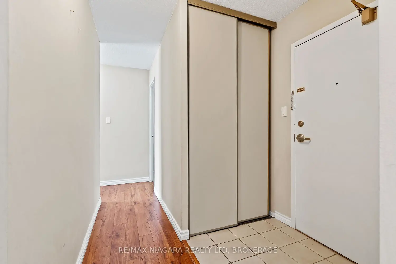 Additional image 4 of 7 Gale Crescent 502