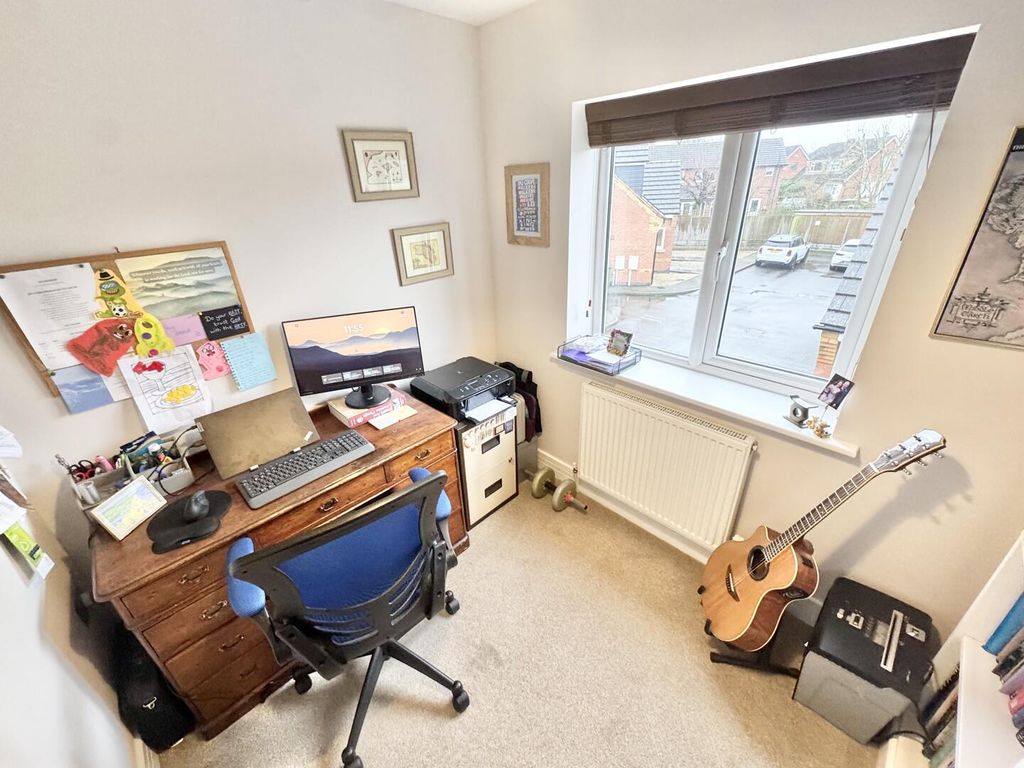 Additional image 16 of 5 bed detached house for saleCranmer Close, Blaby, Leicester LE8