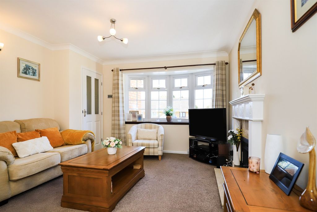 Additional image 6 of 5 bed detached house for saleDursley Close, Willenhall WV12