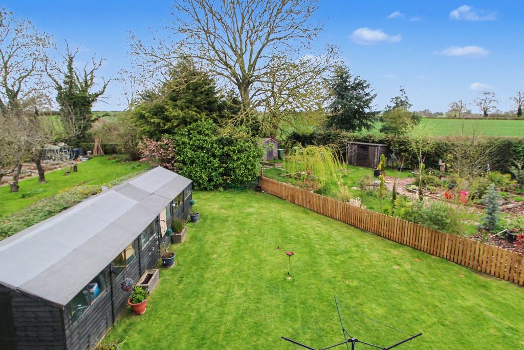 Additional image 3 of 6 bed detached house for saleDunton Road, Broughton Astley, Leicester LE9