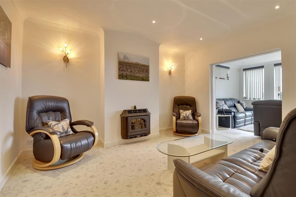 Additional image 11 of 3 bed detached house for saleBlake Road, Drayton, Portsmouth PO6