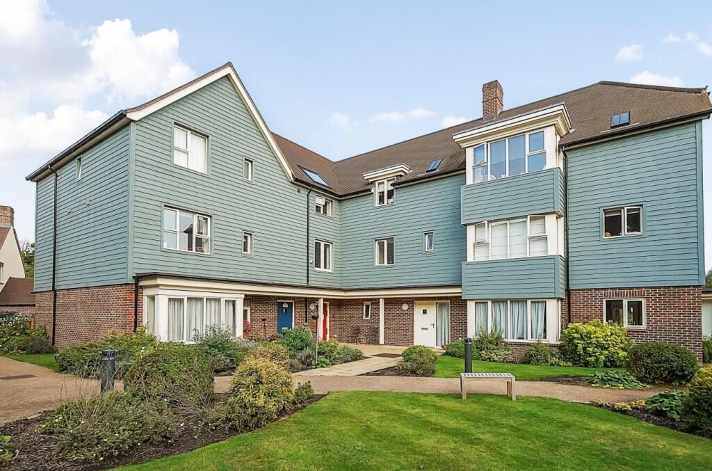 1 bed flat for saleHammond Way, Yateley GU46