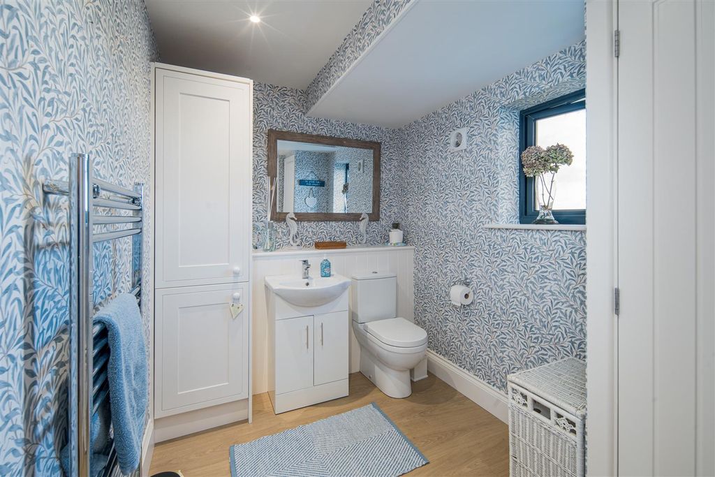 Additional image 12 of 4 bed detached house for saleYarmouth, Isle Of Wight PO41
