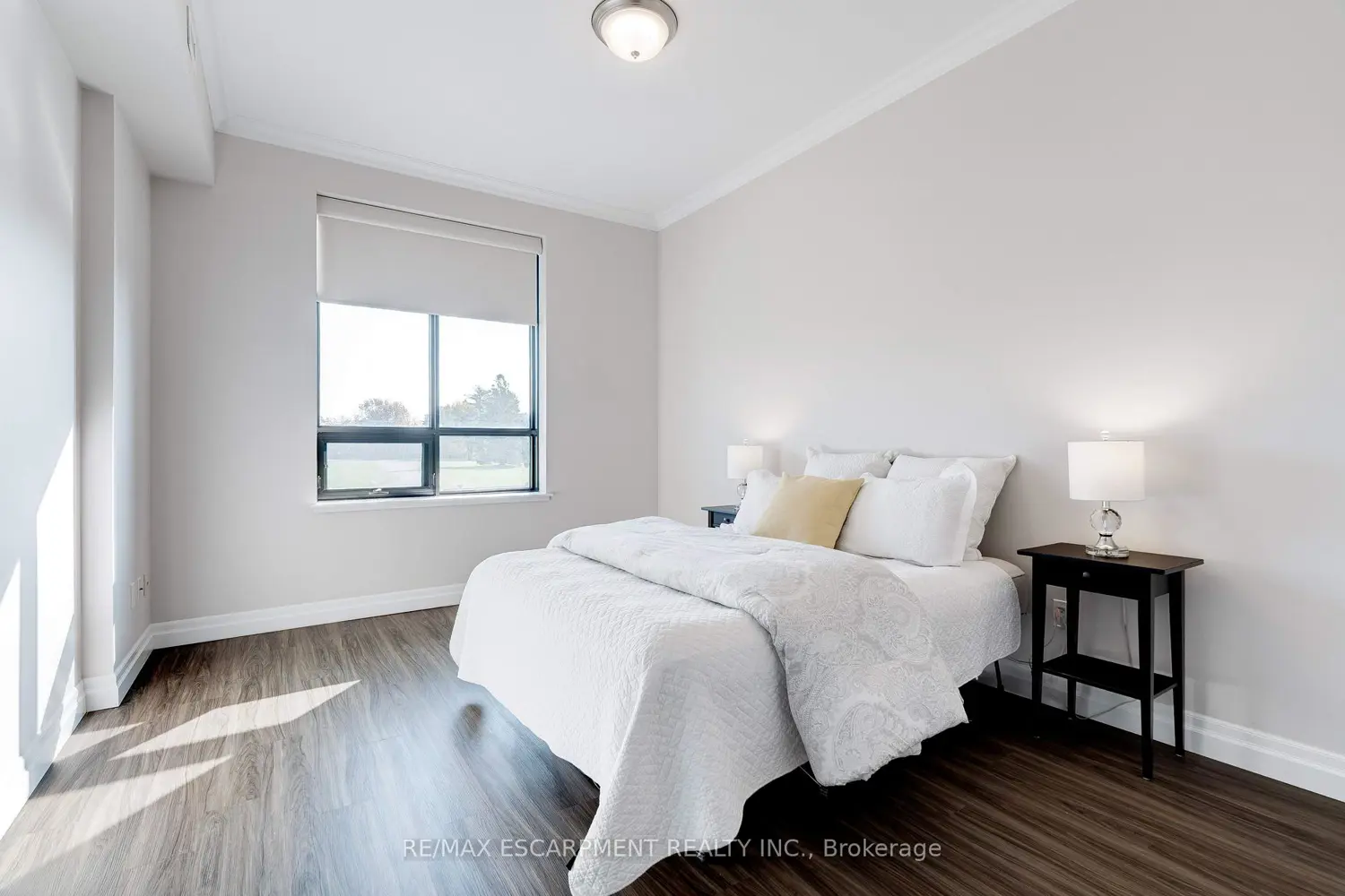 Additional image 14 of 3290 New Street 106