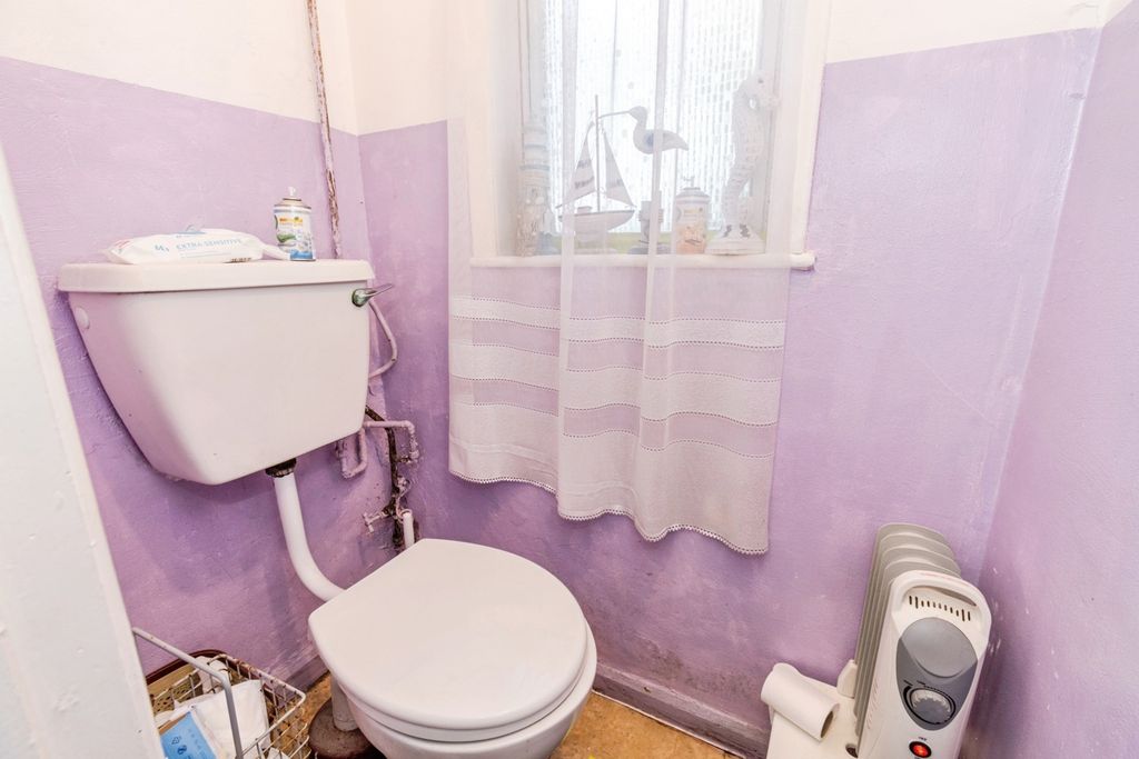 Additional image 13 of 3 bed semi-detached house for saleHarefield Road, Southampton, Hampshire SO17