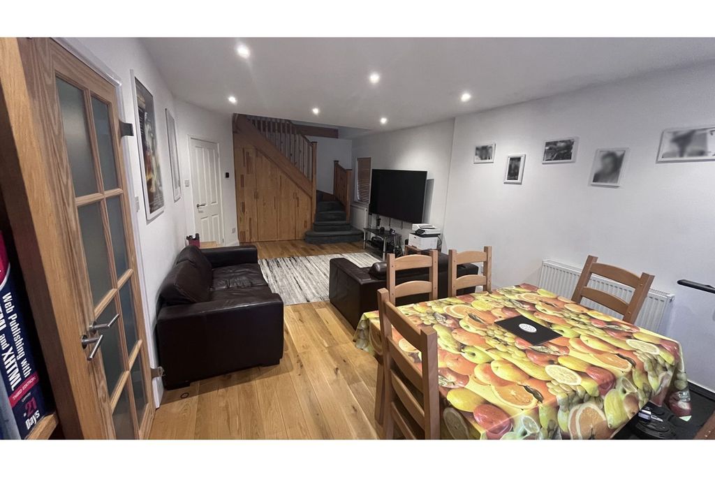 Additional image 6 of 4 bed detached house for saleGuernsey Gardens, Wickford SS11