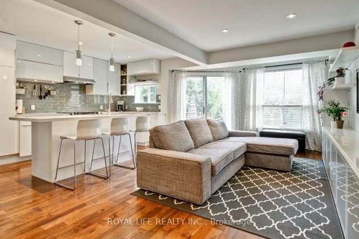 Additional image 6 of 1070 Lindsay Drive