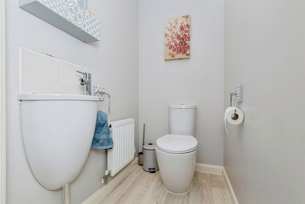 Additional image 4 of 3 bed semi-detached house for saleCooper Crescent, Whetstone, Leicester LE8
