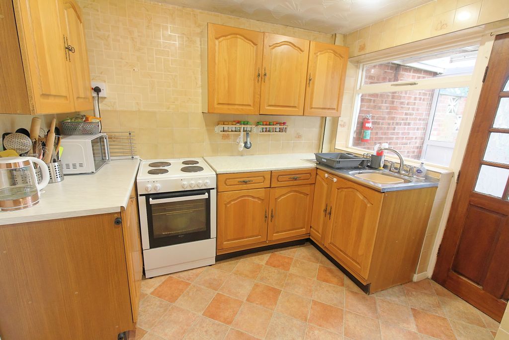 Additional image 7 of 3 bed town house for saleOrson Drive, Wigston, Leicester LE18