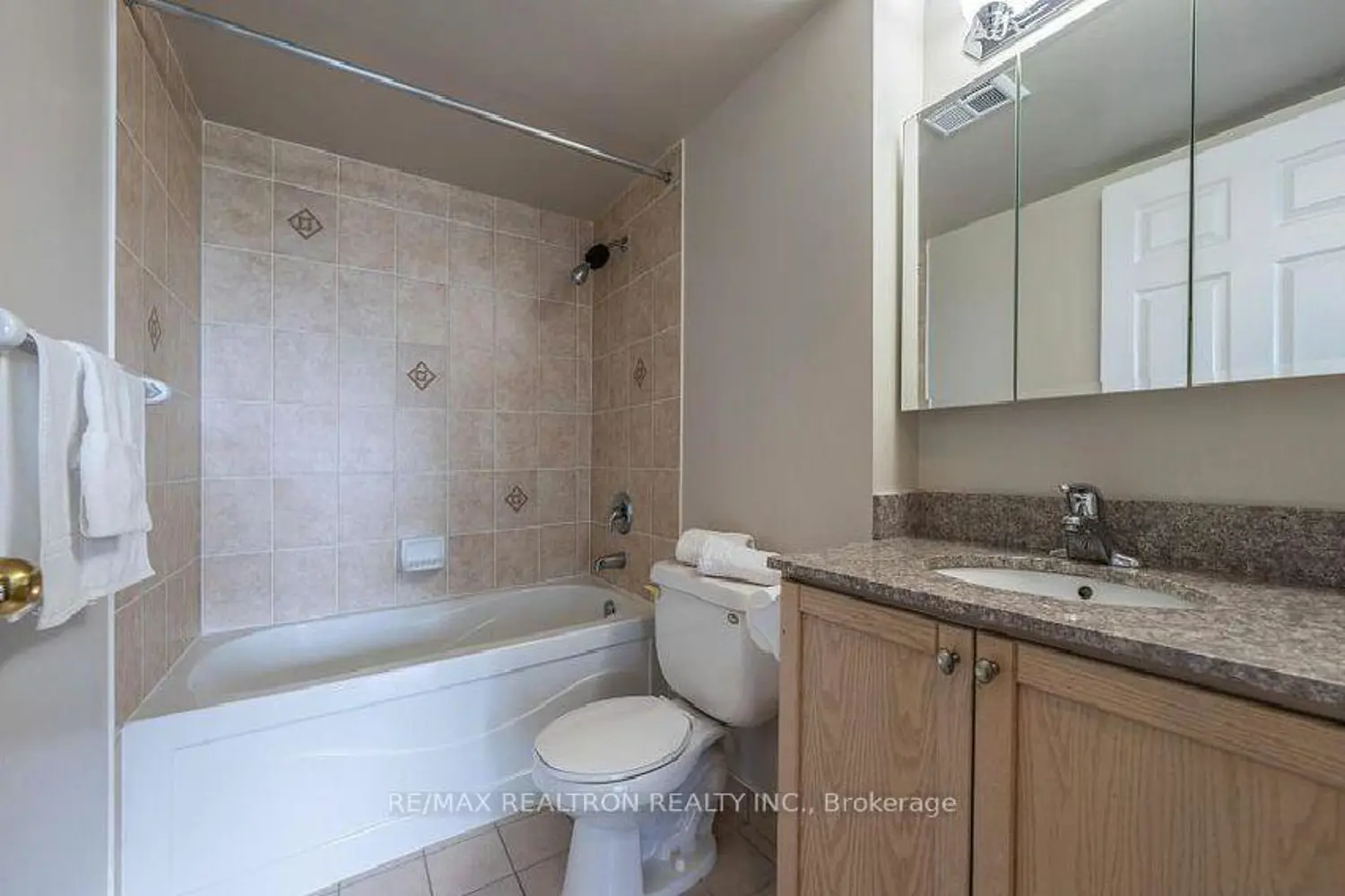 Additional image 15 of 185 Oneida Crescent 708